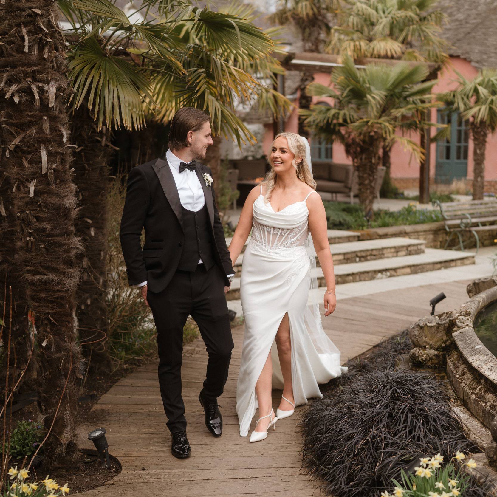 LE PETIT CHATEAU WEDDING PHOTOGRAPHER